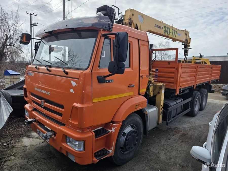 Бортовой грузовик КАМАЗ 65115 с КМУ Soosan, 2020